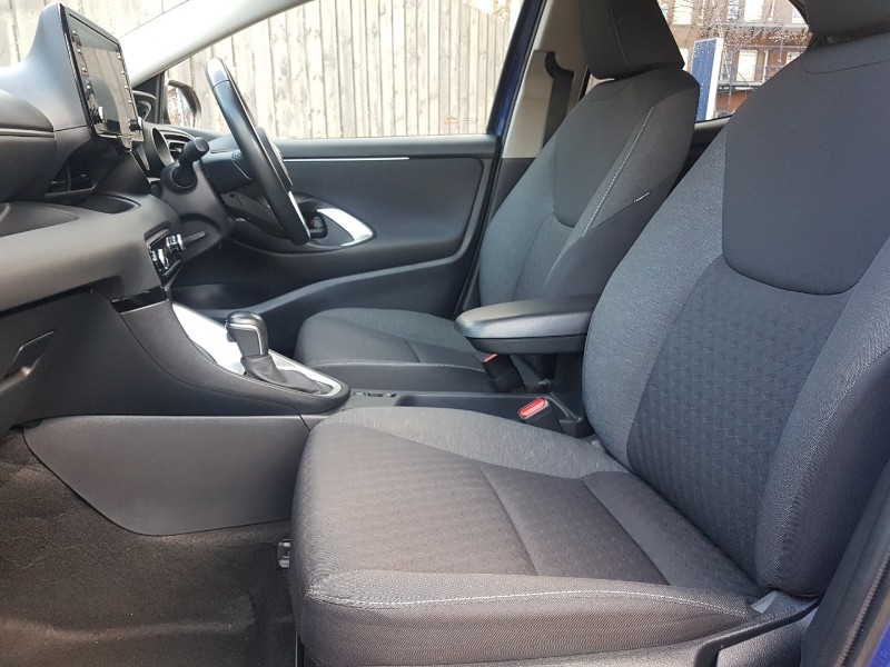 Used Toyota Yaris 2022 for sale - 78041136: Photo 5