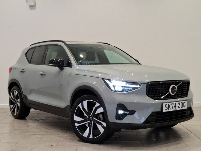 Used Volvo XC40 2024 for sale - 76365642: Photo 1