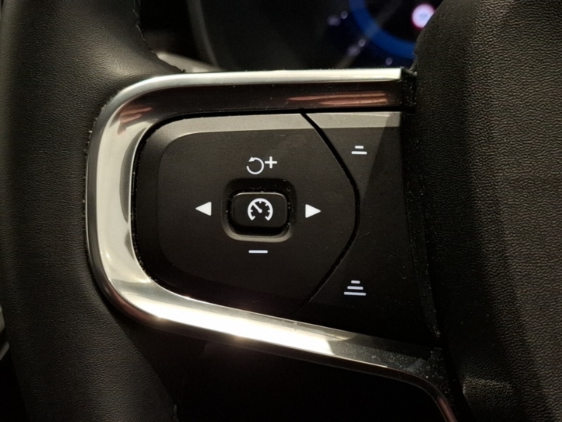 Used Volvo XC40 2024 for sale - 76365642: Photo 16