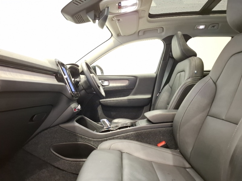 Used Volvo XC40 2024 for sale - 76365642: Photo 5