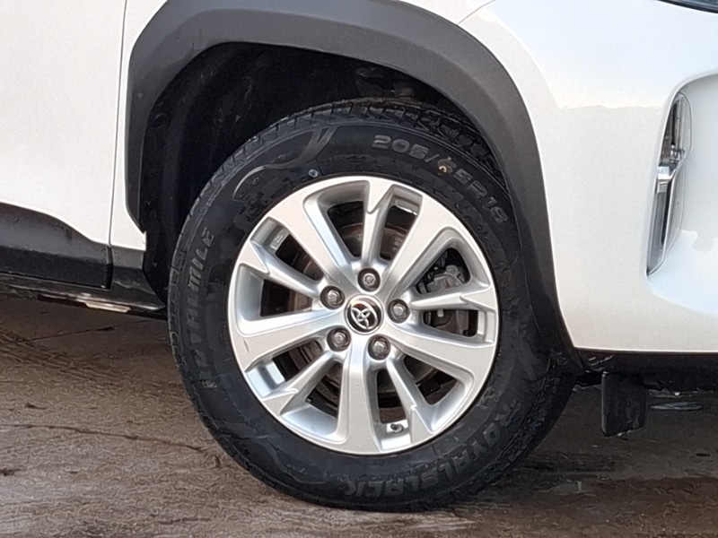 Used Toyota Yaris Cross 2022 for sale - 76700029: Photo 9