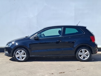 Used Volkswagen Polo 2017 for sale - 78916429: Photo