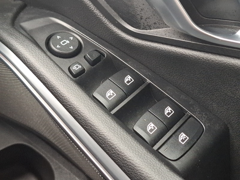 Used BMW 3 Series 2024 for sale - 76864529: Photo 19