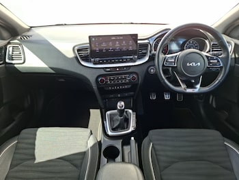 Used Kia Ceed 2022 for sale - 79343579: Photo
