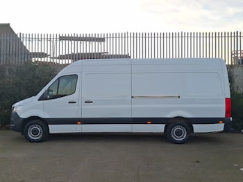 Used Mercedes-Benz Sprinter 2022 for sale - 77837548: Photo
