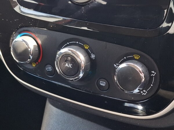 Used Renault Captur 2019 for sale - 75910232: Photo 12