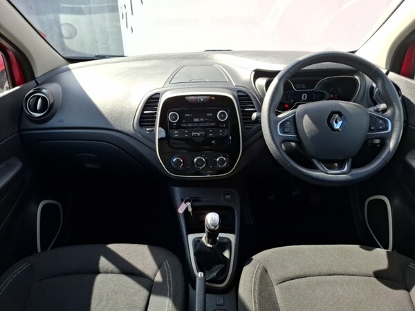 Used Renault Captur 2019 for sale - 75910232: Photo 2