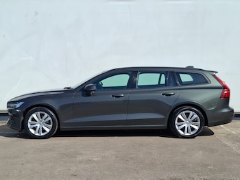 Used Volvo V60 2018 for sale - 78998276: Photo