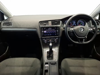 Used Volkswagen Golf 2020 for sale - 77999487: Photo