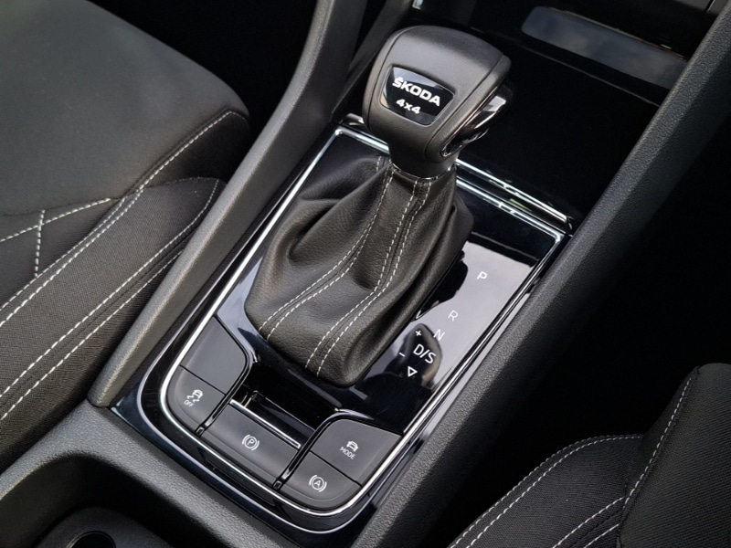 Used Skoda Karoq 2024 for sale - 76437813: Photo 14