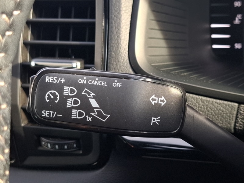 Used Skoda Karoq 2024 for sale - 76437813: Photo 16