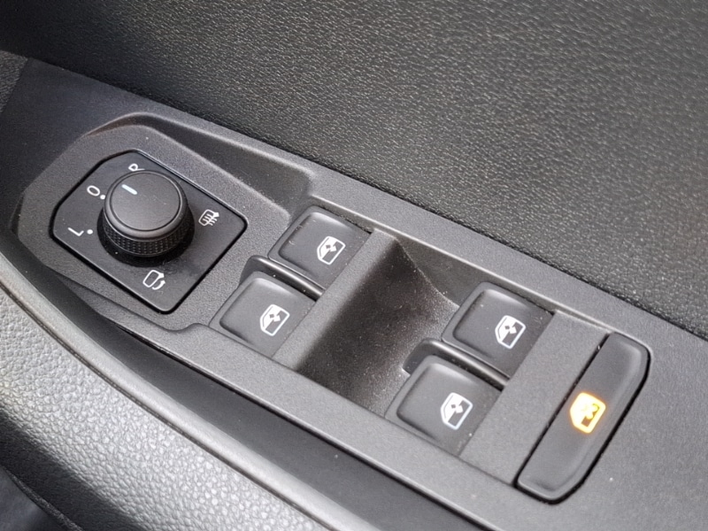 Used Skoda Karoq 2024 for sale - 76437813: Photo 18