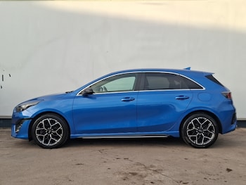 Used Kia Ceed 2023 for sale - 76556569: Photo