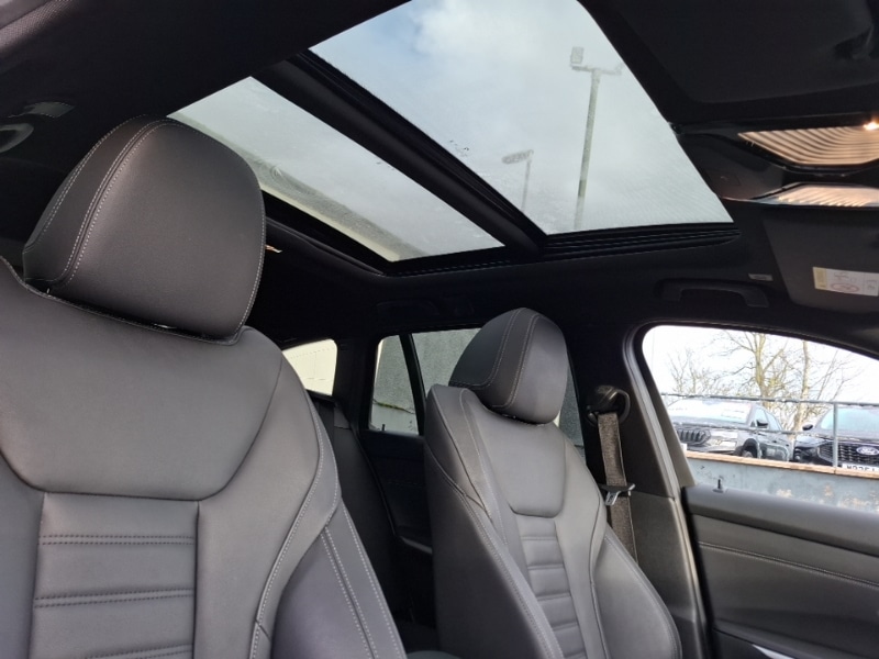 Used BMW 3 Series 2024 for sale - 77278190: Photo 19