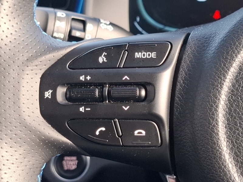 Used Kia Stonic 2024 for sale - 76058997: Photo 16