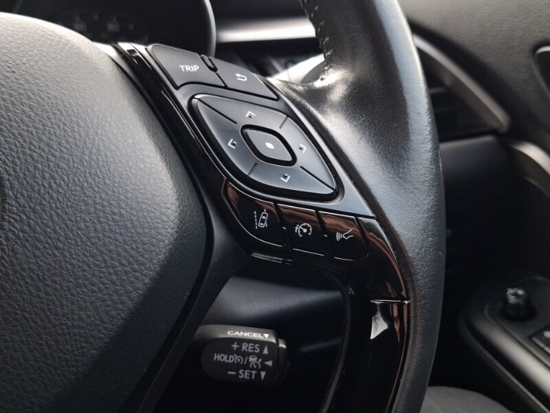 Used Toyota C-HR 2021 for sale - 77716923: Photo 17