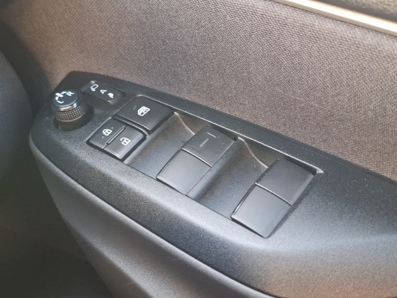 Used Mazda Mazda2 HYBRID 2024 for sale - 76959282: Photo 18