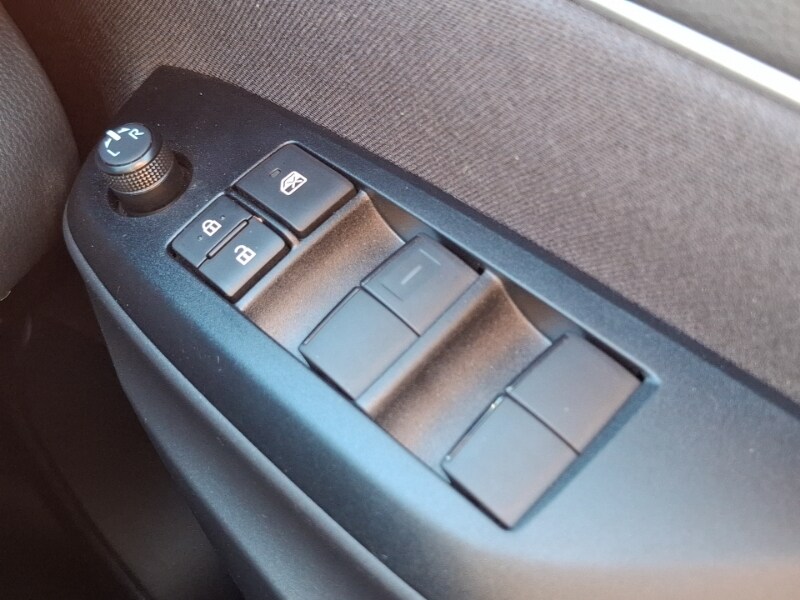 Used Toyota Yaris Cross 2025 for sale - 77939265: Photo 17