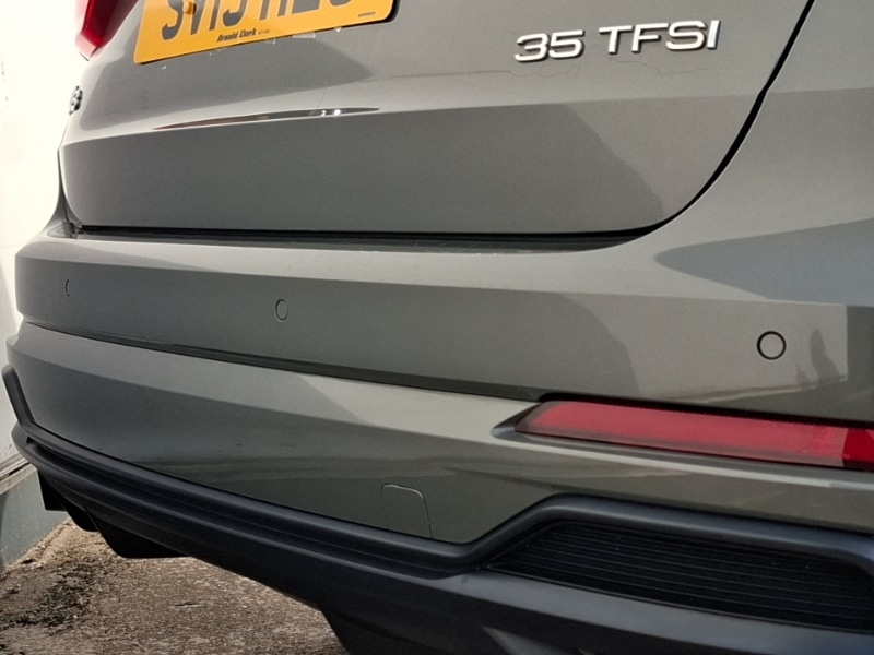 Used Audi Q3 2019 for sale - 77797543: Photo 10