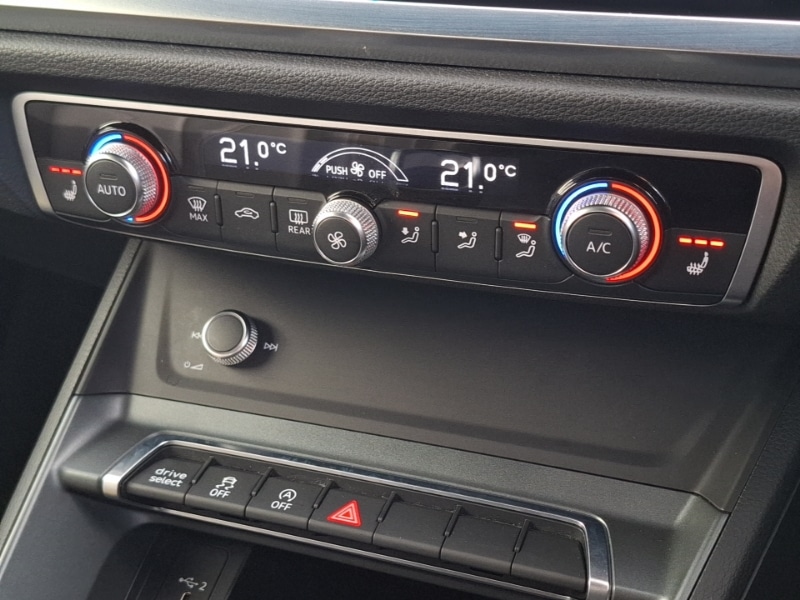 Used Audi Q3 2019 for sale - 77797543: Photo 14