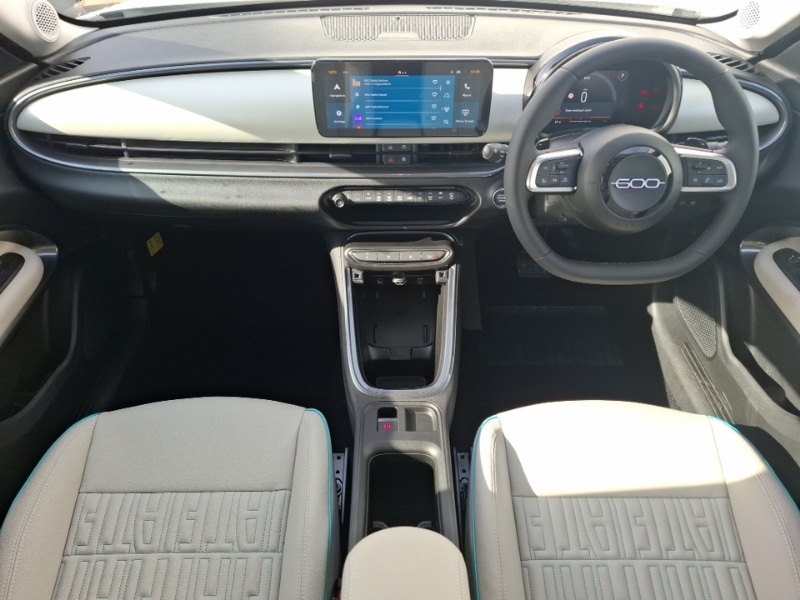 Used Fiat 600 2025 for sale - 76666329: Photo 2