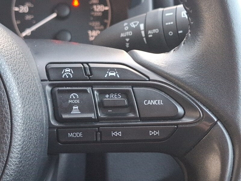 Used Mazda Mazda2 HYBRID 2024 for sale - 76860490: Photo 17