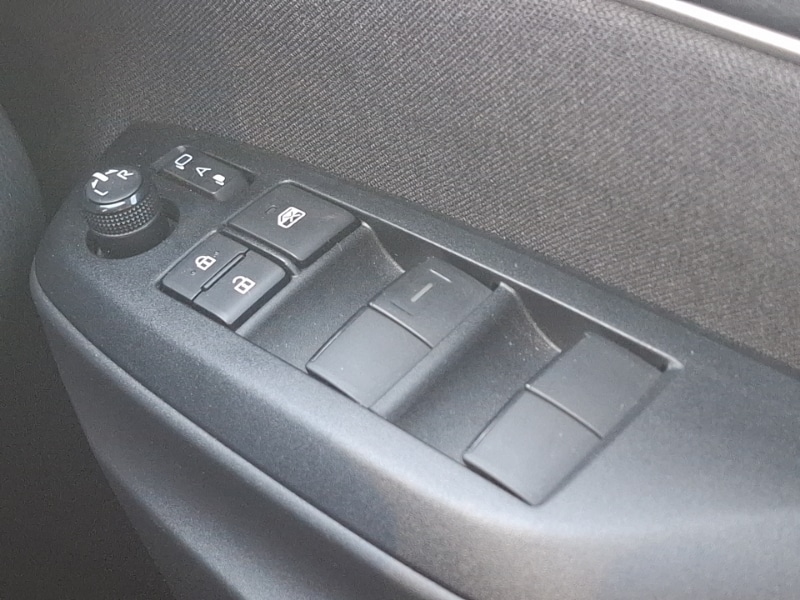 Used Mazda Mazda2 HYBRID 2024 for sale - 76860490: Photo 18