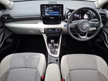 Used Toyota Yaris 2021 for sale - 77606067: Photo