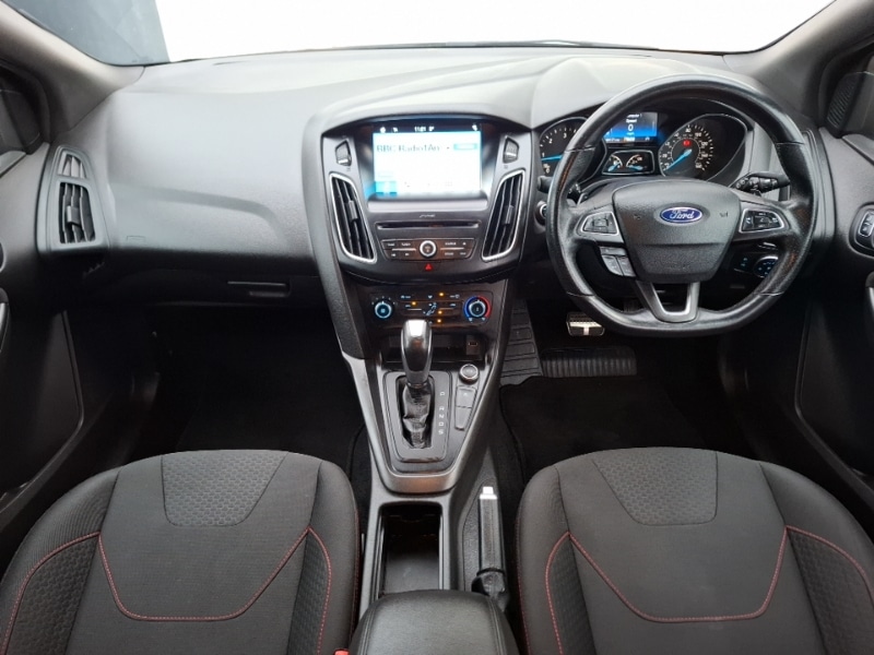 Used Ford Focus 2017 for sale - 77652304: Photo 2