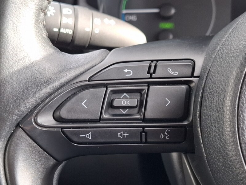 Used Mazda Mazda2 HYBRID 2024 for sale - 76465381: Photo 15