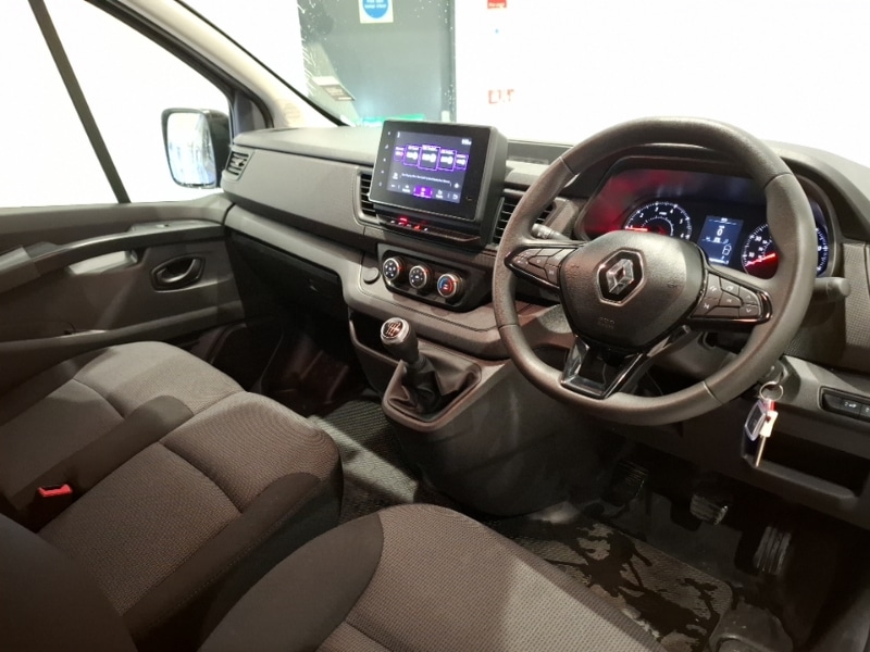 Used Renault Trafic 2023 for sale - 77126678: Photo 2