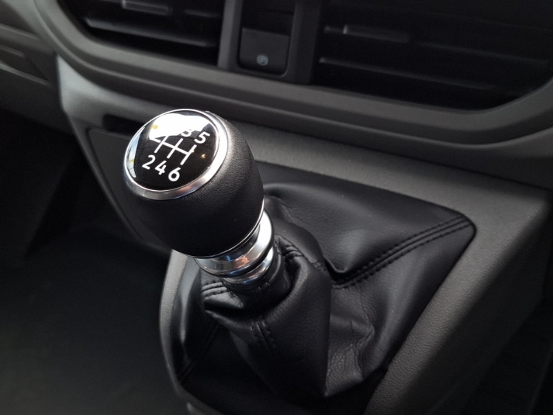 Used Volkswagen Transporter 2025 for sale - 76951764: Photo 13