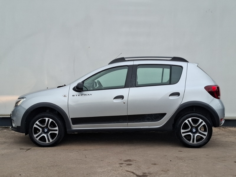 Used Dacia Sandero Stepway 2020 for sale - 77664198: Photo 4