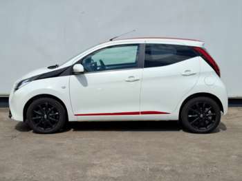 Used Toyota AYGO 2018 for sale - 74809400: Photo