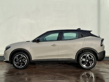 Used Alfa Romeo Junior 2025 for sale - 76445025: Photo