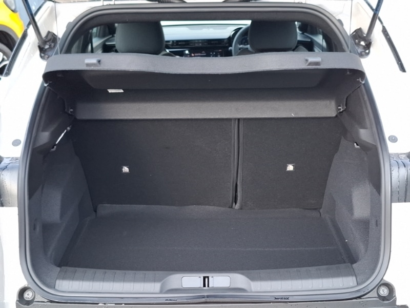 Used Alfa Romeo Junior 2025 for sale - 76445025: Photo 8