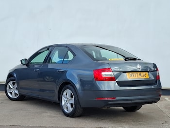 Used Skoda Octavia 2017 for sale - 75518692: Photo