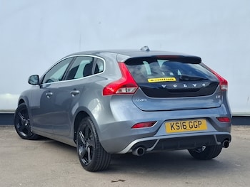 Used Volvo V40 2016 for sale - 79581301: Photo
