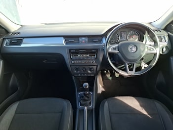 Used Skoda Rapid Spaceback 2014 for sale - 79311018: Photo