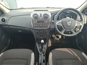 Used Dacia Sandero Stepway 2019 for sale - 78998280: Photo