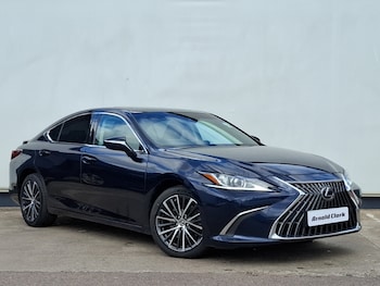 2022 - 300h 2.5 4dr CVT