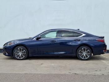 Used Lexus ES 2022 for sale - 75595371: Photo