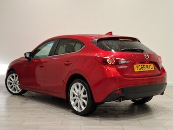 Used Mazda Mazda3 2016 for sale - 77300100: Photo