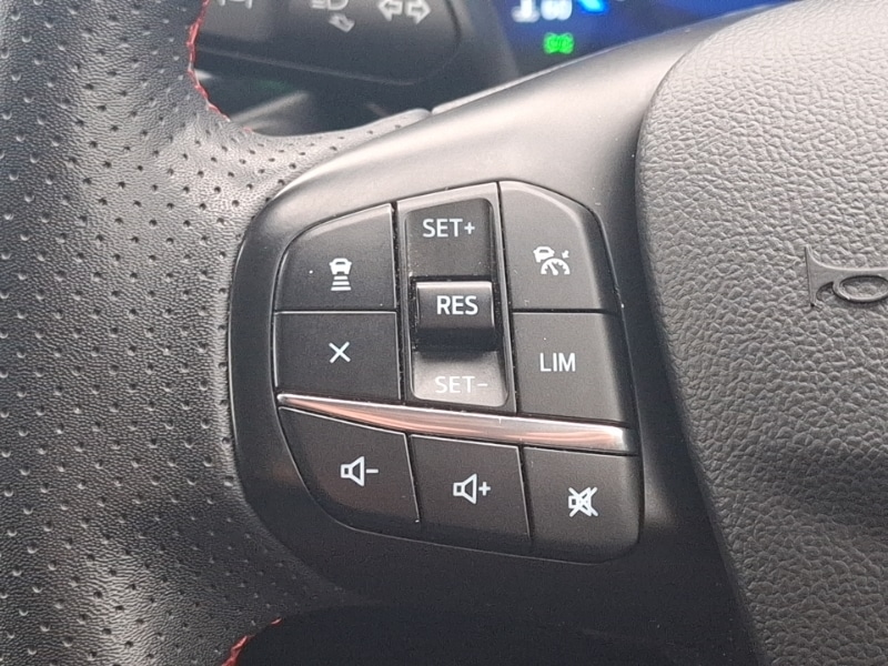 Used Ford Kuga 2021 for sale - 77933625: Photo 16