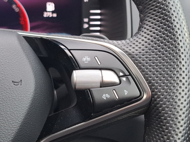 Used Skoda Karoq 2024 for sale - 77405250: Photo 17