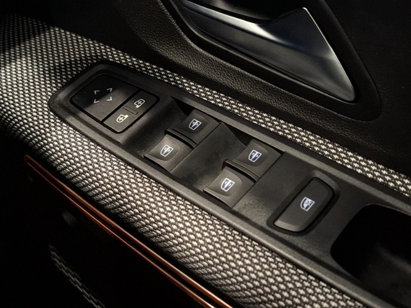 Used Dacia Sandero Stepway 2021 for sale - 76696155: Photo 19