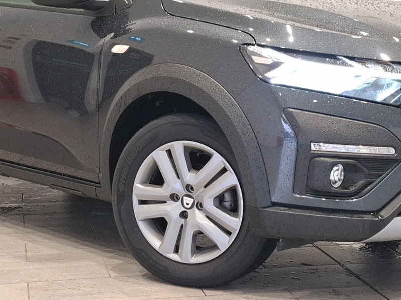 Used Dacia Sandero Stepway 2021 for sale - 76696155: Photo 9