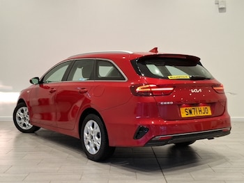 Used Kia Ceed 2022 for sale - 76583676: Photo