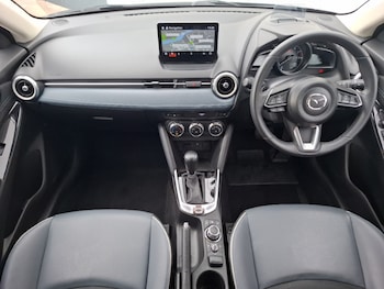 Used Mazda Mazda2 2023 for sale - 76165999: Photo 2