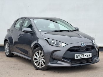 Used Toyota Yaris 2023 for sale - 78945642: Photo
